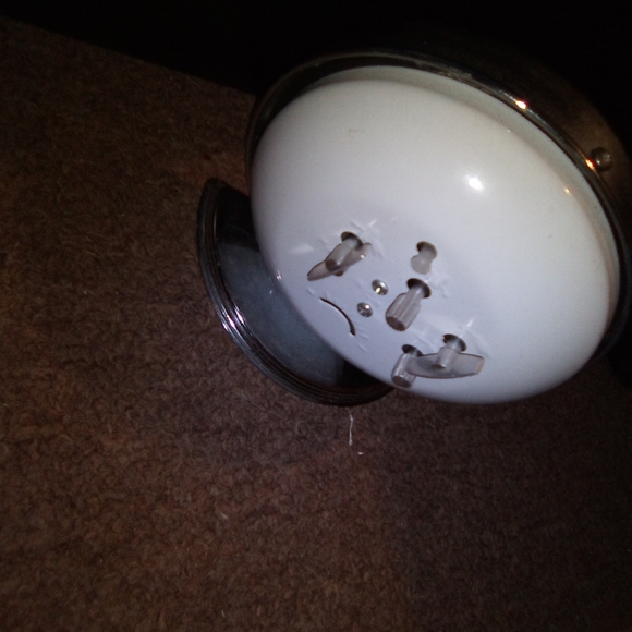 Vintage Equity alarm clock it works great - Picture 2 of 4